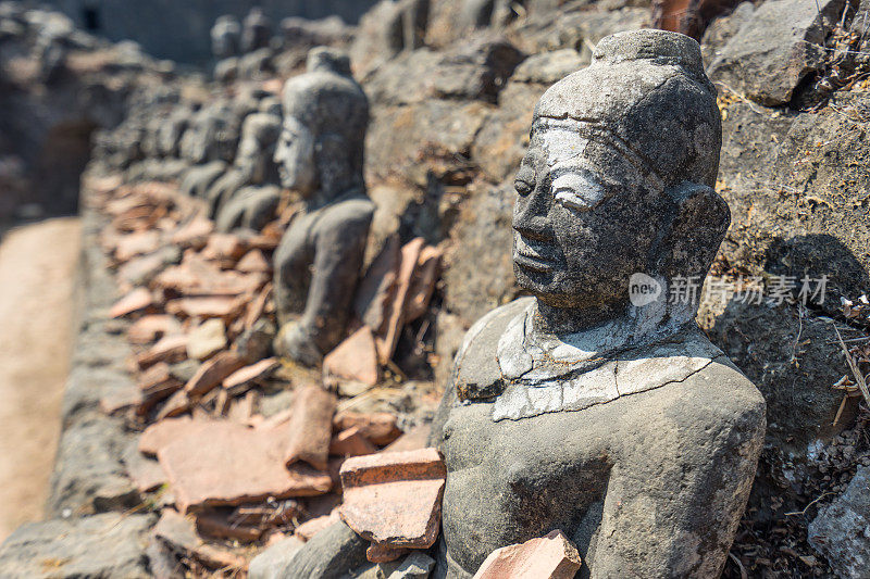 在Koe Thaung寺的佛像，Mrauk U，缅甸若开邦